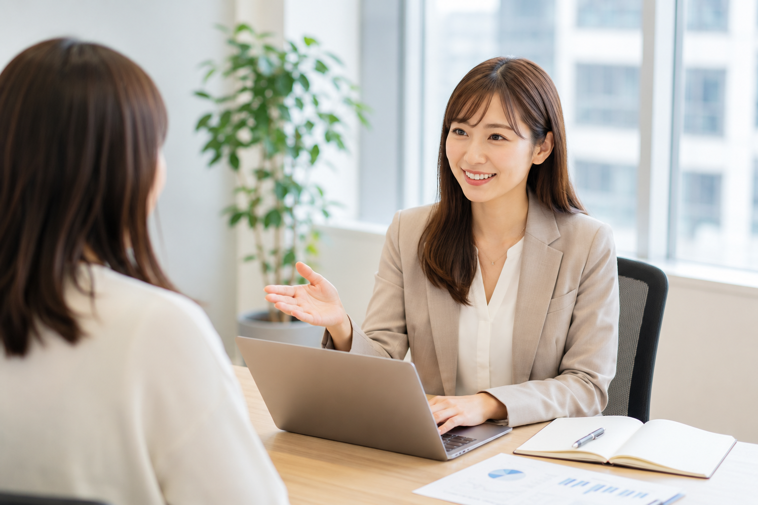 営業部の業務風景